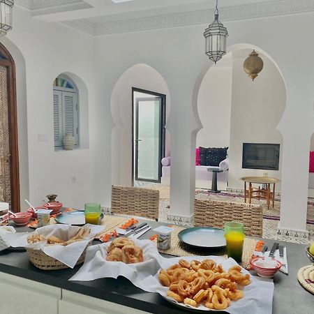 Bed and Breakfast Dar Narjis Асила Экстерьер фото